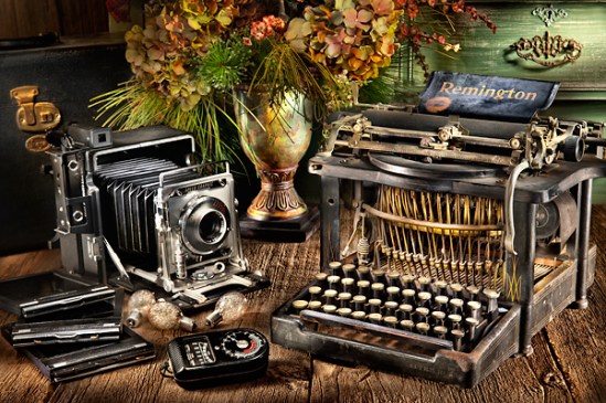 antique-typewriter