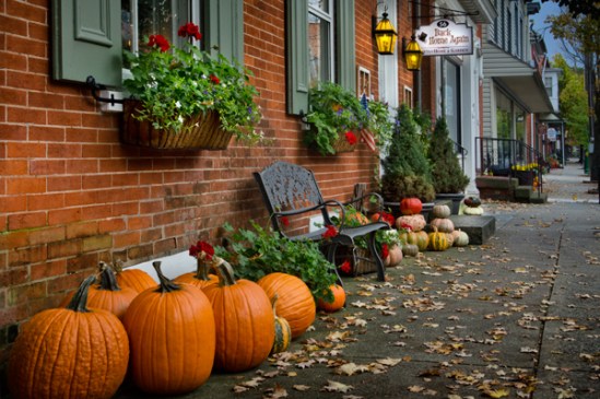 lititz-downtown-pumpkins