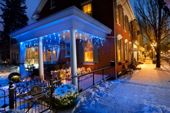 lititz-blue-icicle-house