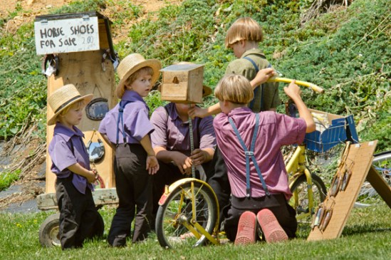 amish-horse-shoe-sale