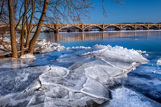 columbia-river-ice4