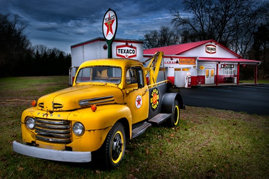 texaco-station-vintage