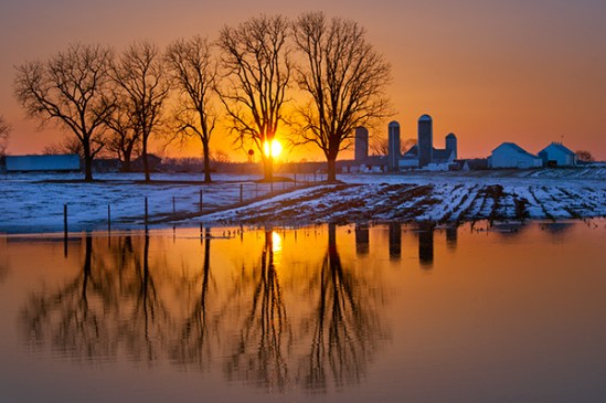 sunset-water-reflection