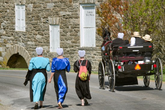 amish-passing-mill