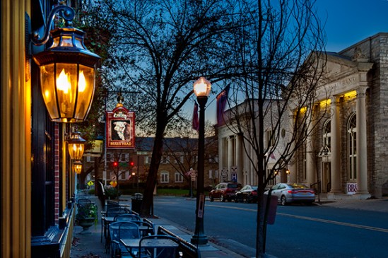 lititz-bulls-head-lights-warp