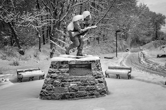 dick-winters-snow-trail