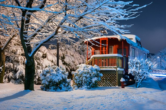 ephrata-caboose-snow3
