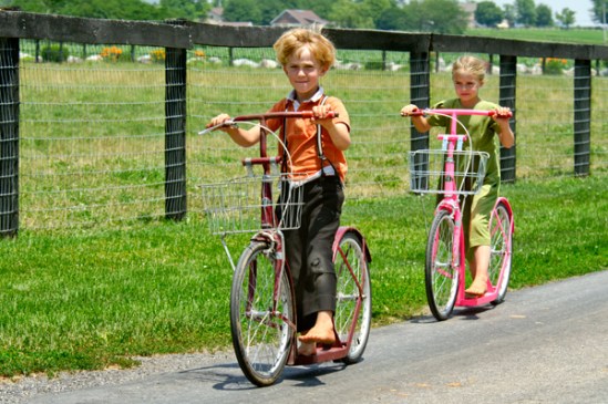 amish-synchronized-scooters